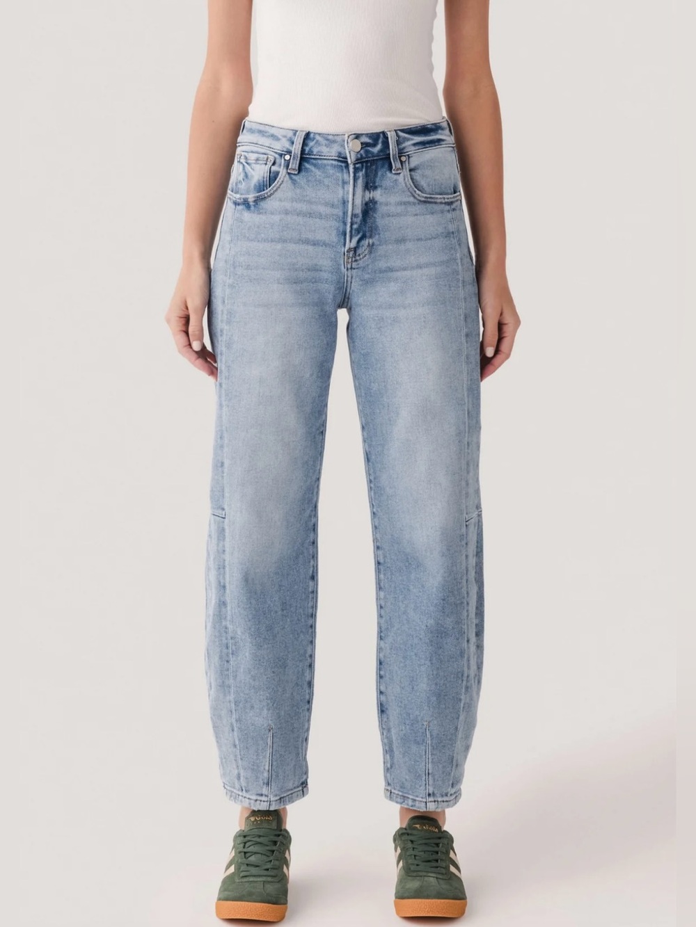 Risen Cody High Rise Barrel Jeans Size 25